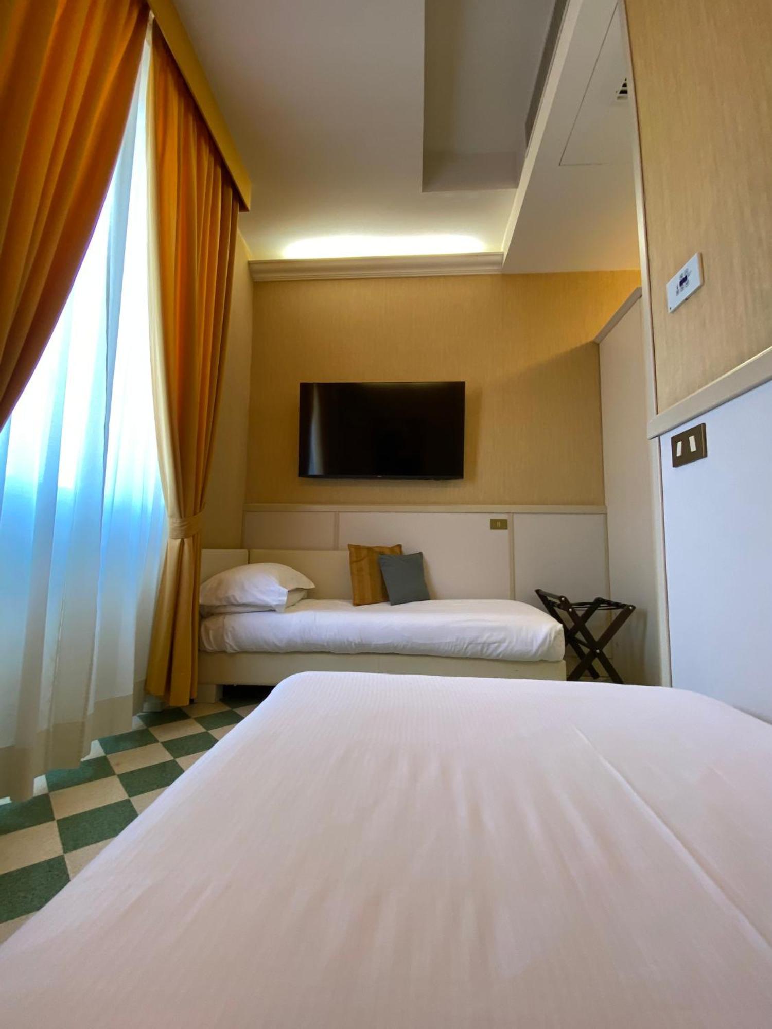 Basilica Hotel Rome Exterior photo