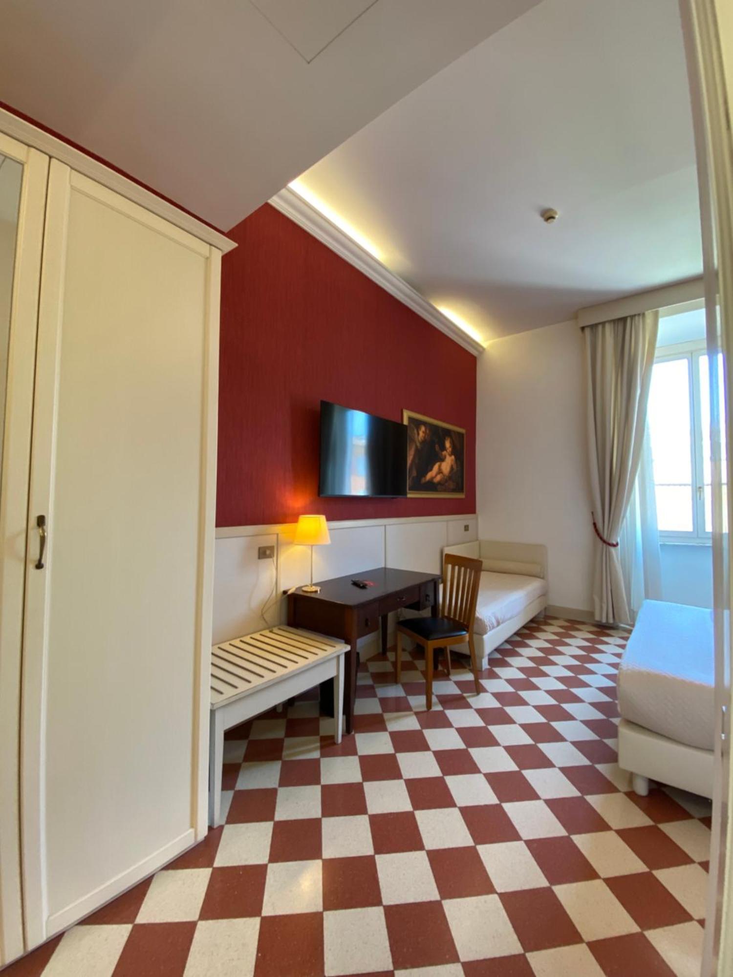 Basilica Hotel Rome Exterior photo