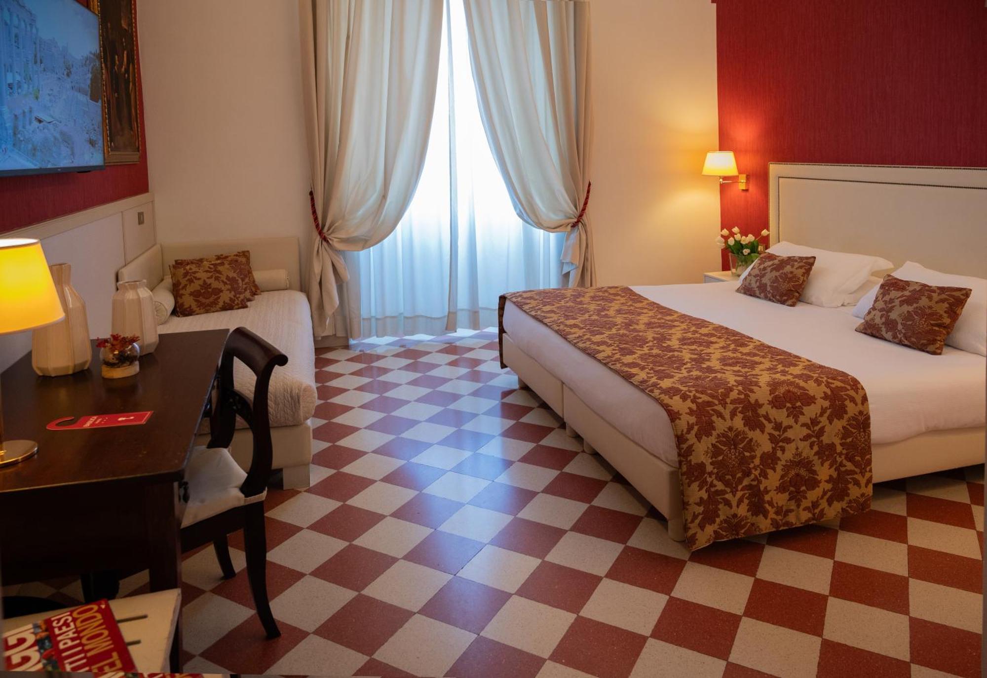 Basilica Hotel Rome Exterior photo